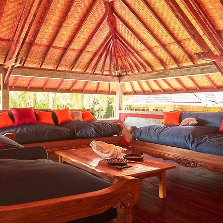 Puri Asu Resort Palau Asu Екстериор снимка