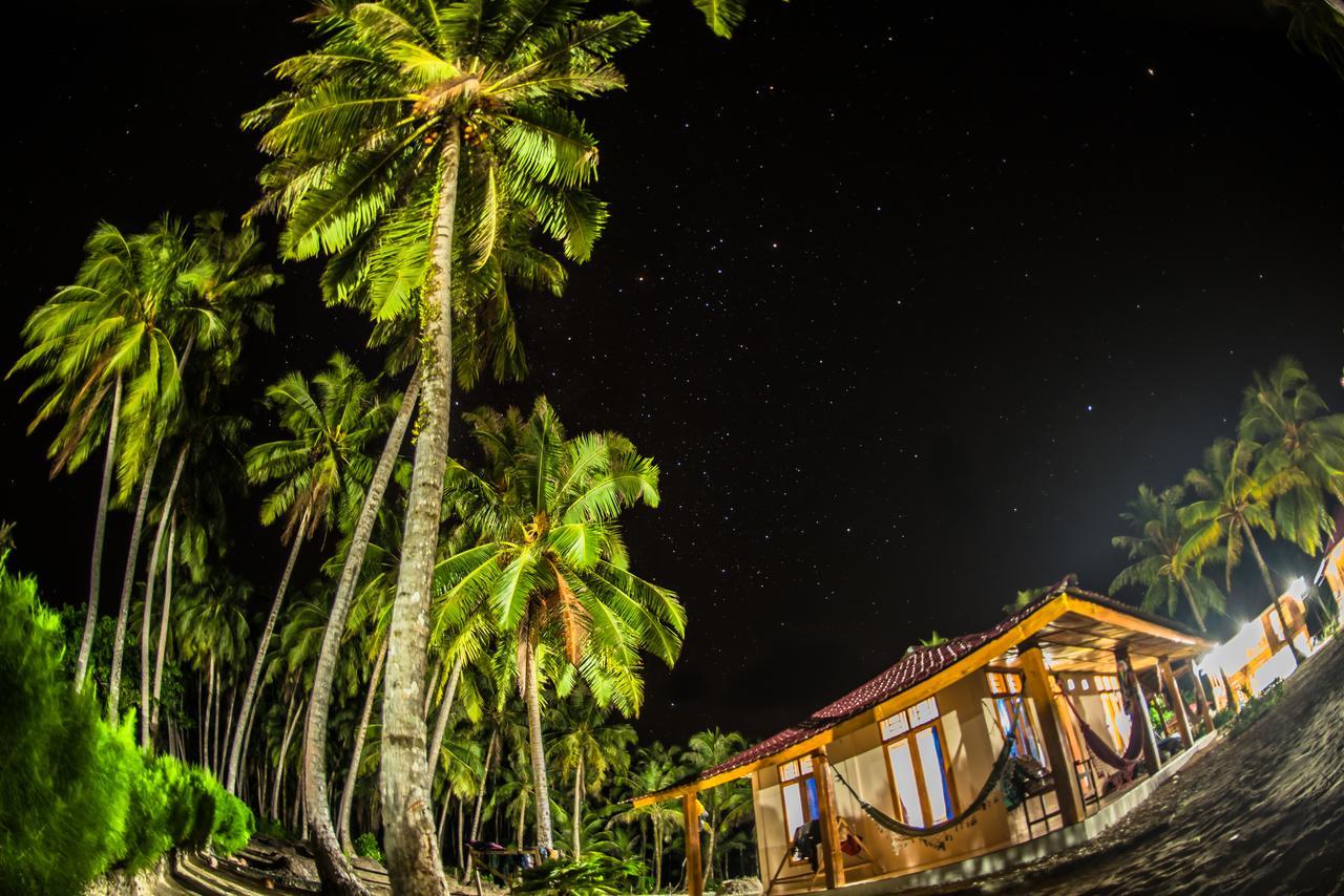 Puri Asu Resort Palau Asu Екстериор снимка